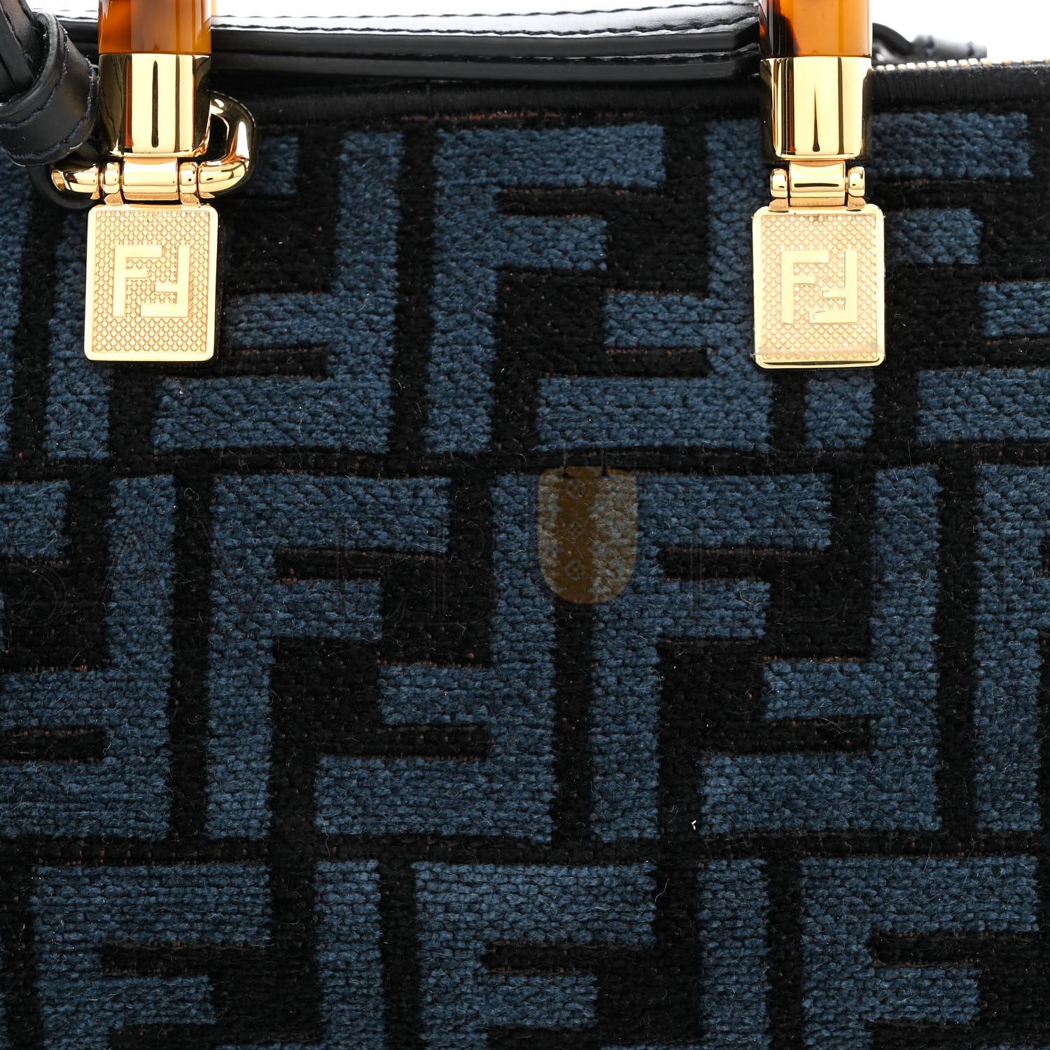 FENDI CHENILLE VITELLO KING PLEXIGLASS FF MINI BY THE WAY TOP HANDLE BOSTON BAG BLUE BLACK (17*11*8cm)