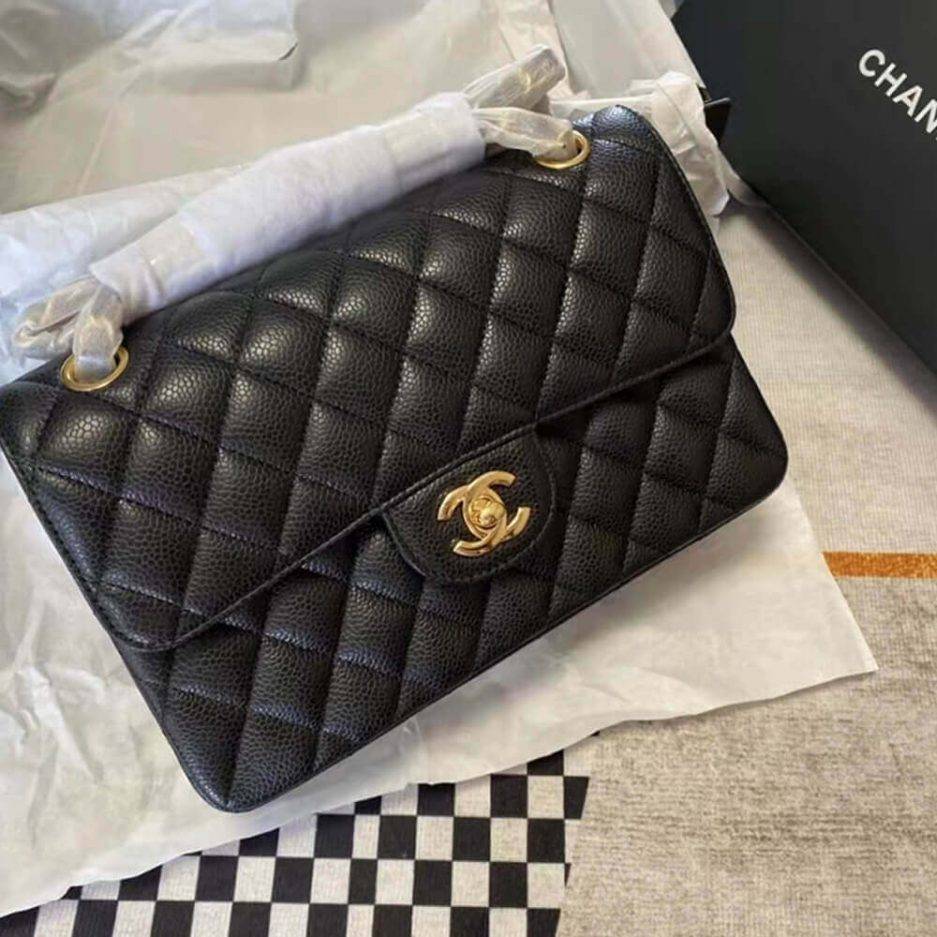 CHANEL CLASSIC FLAP MEDIUM BLACK LAMBSKIN LEATHER GOLD HARDWARE (25.5*15.5*6.5cm)