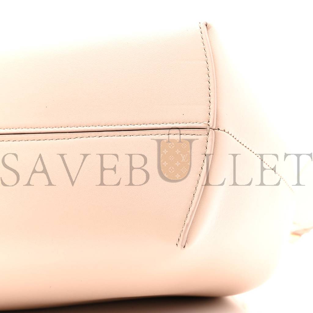 FENDI SHINY NAPPA MEDIUM FENDI FIRST POUDRE (32*25*10cm) FENDI SHINY NAPPA MEDIUM FENDI FIRST POUDRE (32*25*10cm)